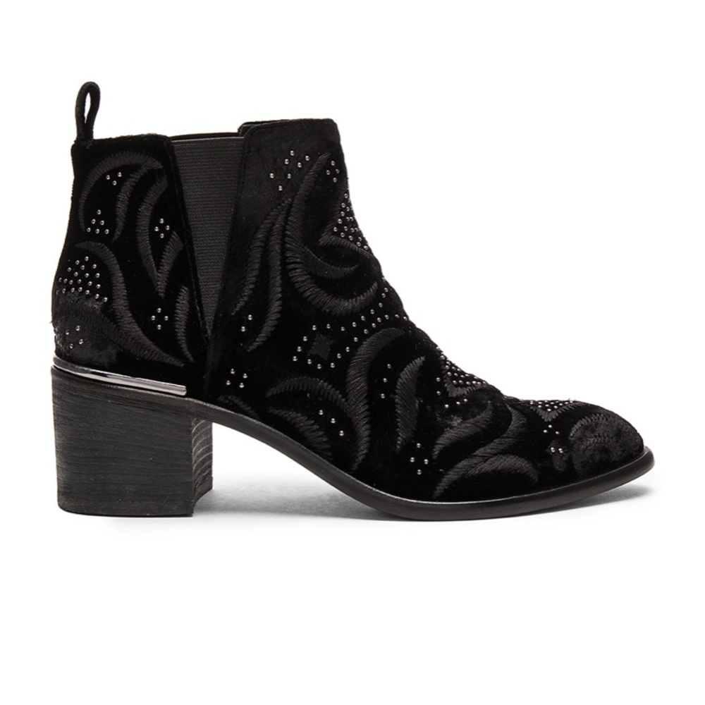 DV booties